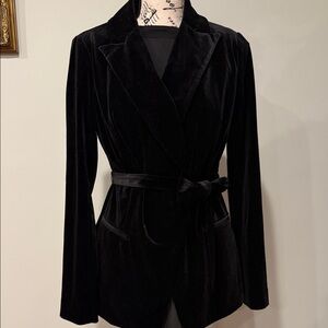 White House Black Market Black Velvet Blazer